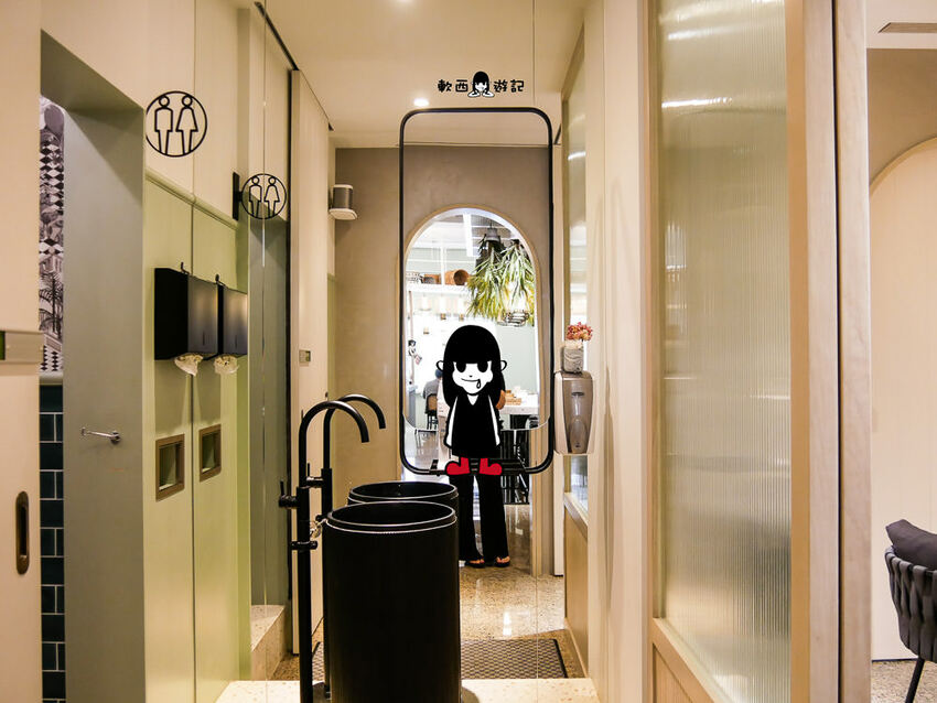 高雄美食推薦》斑馬騷莎●跟斑馬一起騷莎 ！高雄新開幕湖水綠IG打卡餐廳 豐盛早午餐/星星披薩 高雄美食/高雄餐廳 斑馬騷莎高雄文山概念店 - 軟西，遊記