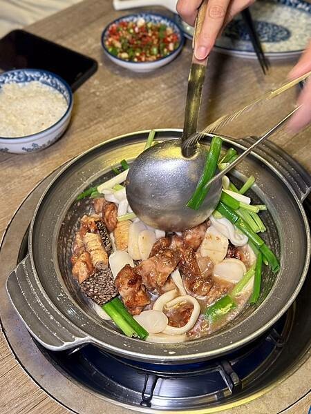 台北市中山區[中山區美食] 澳門骨堡 火鍋餐廳 沙蜆鍋 花雕雞 骨煲鍋 通通都好吃！#善導寺美食 條通美食 @蛋寶趴趴go