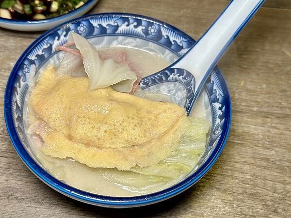 台北市中山區[中山區美食] 澳門骨堡 火鍋餐廳 沙蜆鍋 花雕雞 骨煲鍋 通通都好吃！#善導寺美食 條通美食 @蛋寶趴趴go