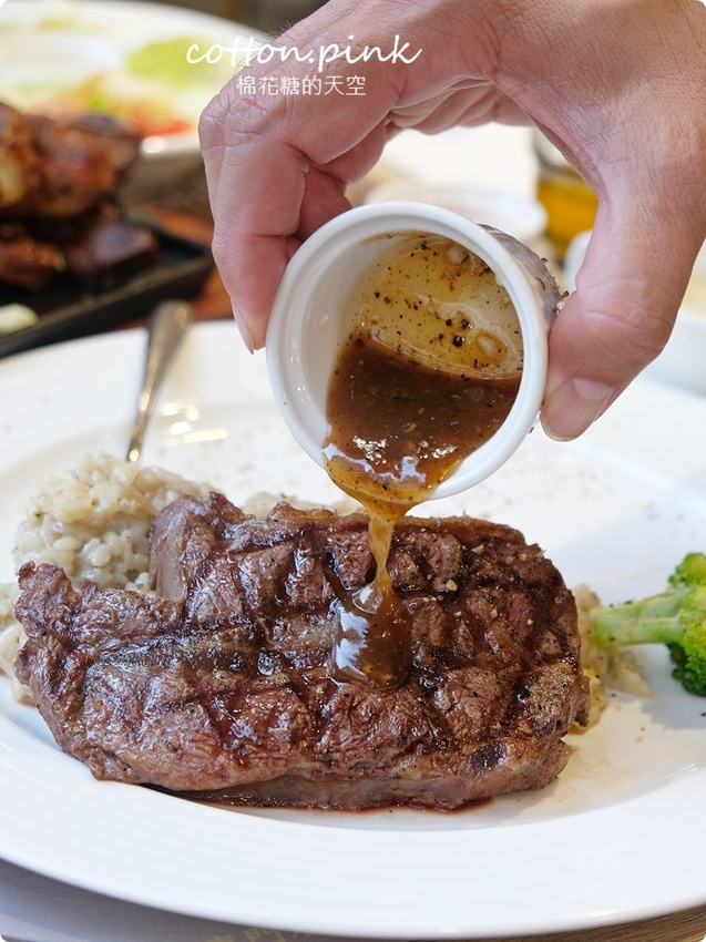 台中牛排推薦|中科商圈人氣爆棚瀧厚炙燒熟成牛排好吃推推,超多牛肉羅宋湯吃到飽~ 台中牛排推薦|中科商圈人氣爆棚瀧厚炙燒熟成牛排好吃推推,超多牛肉羅宋湯吃到飽~