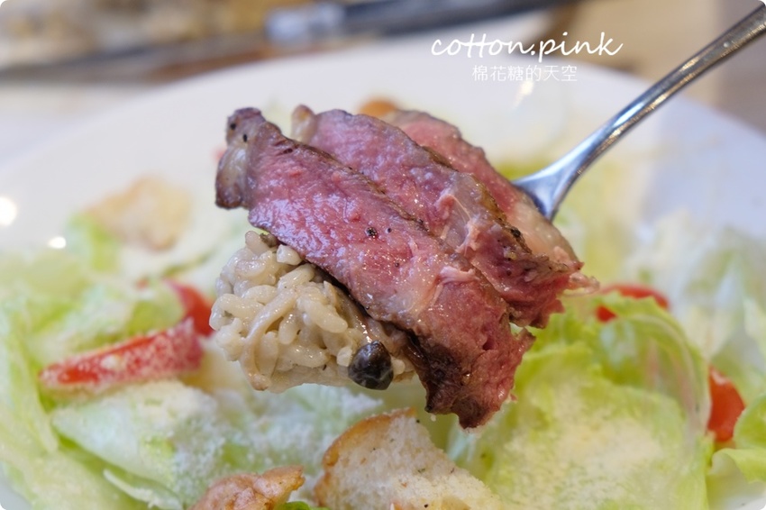 台中牛排推薦|中科商圈人氣爆棚瀧厚炙燒熟成牛排好吃推推,超多牛肉羅宋湯吃到飽~ 台中牛排推薦|中科商圈人氣爆棚瀧厚炙燒熟成牛排好吃推推,超多牛肉羅宋湯吃到飽~