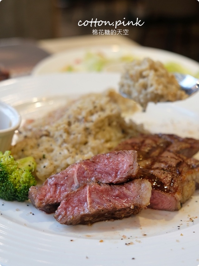 台中牛排推薦|中科商圈人氣爆棚瀧厚炙燒熟成牛排好吃推推,超多牛肉羅宋湯吃到飽~ 台中牛排推薦|中科商圈人氣爆棚瀧厚炙燒熟成牛排好吃推推,超多牛肉羅宋湯吃到飽~