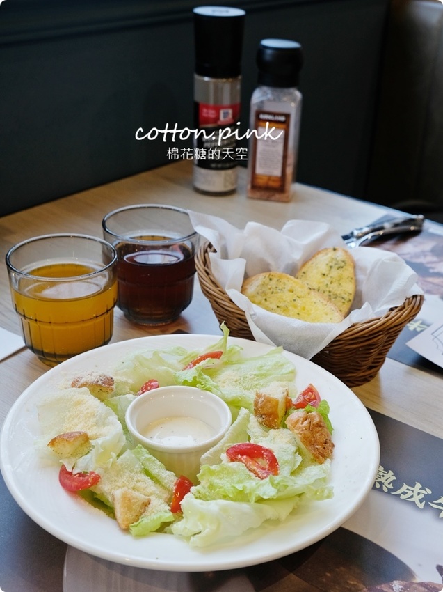 台中牛排推薦|中科商圈人氣爆棚瀧厚炙燒熟成牛排好吃推推,超多牛肉羅宋湯吃到飽~ 台中牛排推薦|中科商圈人氣爆棚瀧厚炙燒熟成牛排好吃推推,超多牛肉羅宋湯吃到飽~