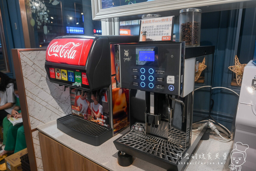 【台中】瀧厚炙燒熟成牛排 中科店|平民價格貴族享受,羅宋湯、飲品無限暢飲~排餐只要290元起 » 阿君的玩食天堂