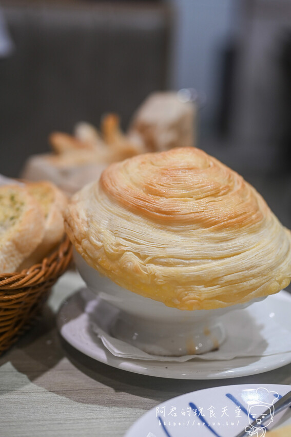 【台中】瀧厚炙燒熟成牛排 中科店|平民價格貴族享受,羅宋湯、飲品無限暢飲~排餐只要290元起 » 阿君的玩食天堂