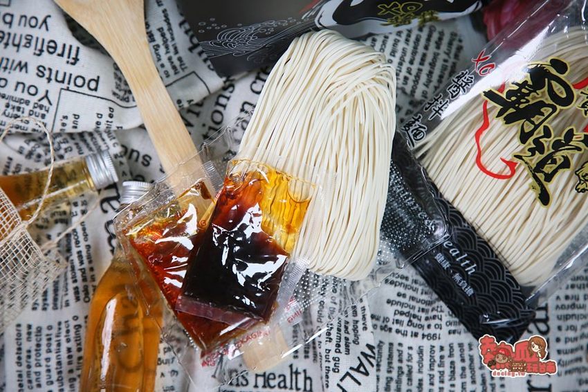 【宅配美食】台灣史上最霸道的乾拌麵！宅在家這樣吃屬你最霸氣：確實霸道乾拌麵 - 熱血玩台南。跳躍新世界