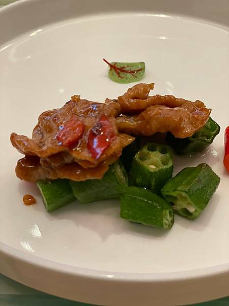 /tmp/phpLo03oM /tmp/phpLo03oM