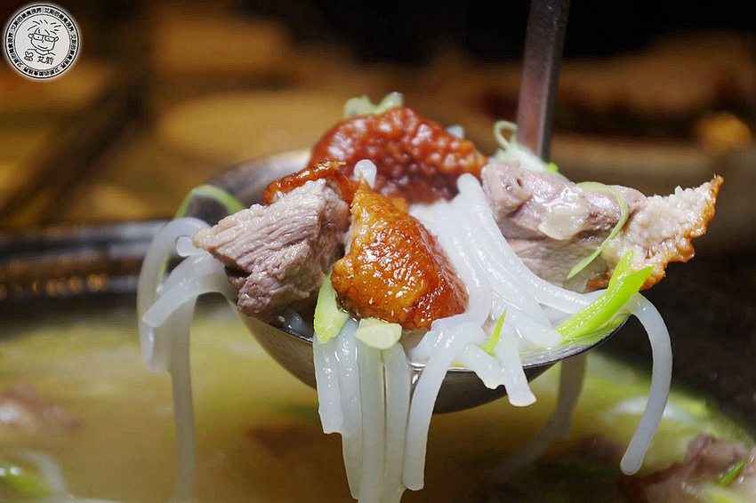 3春鴨饗宴3-花椒鴨架湯米粉2.jpg