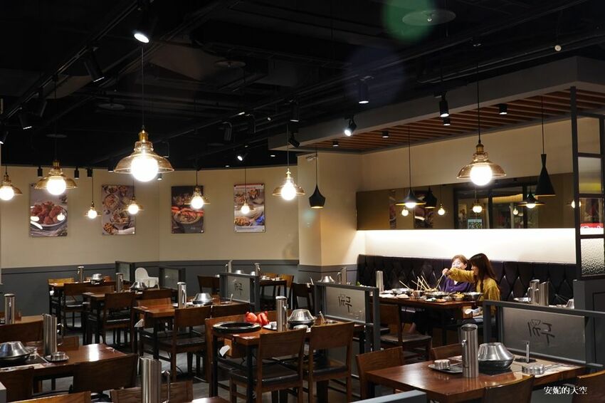 [新莊 兩餐韓國年糕火鍋吃到飽] 299元就可以吃到道地韓式風味鍋物 韓式泡麵、炸雞、魚板、年糕無限量供應 - 安妮的天空