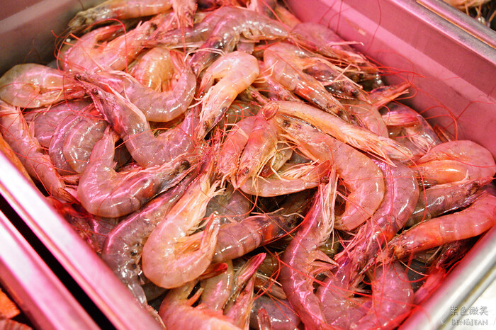 宜蘭縣宜蘭市愛知味自助式吃到飽燒烤店》火烤生蠔牡犡吃到飽，熟食自助吧，海鮮燒肉火鍋無限吃到飽