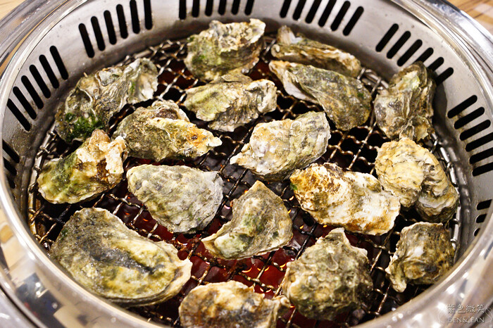 宜蘭縣宜蘭市愛知味自助式吃到飽燒烤店》火烤生蠔牡犡吃到飽，熟食自助吧，海鮮燒肉火鍋無限吃到飽