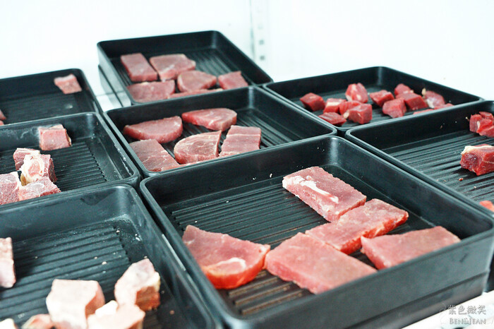 宜蘭縣宜蘭市愛知味自助式吃到飽燒烤店》火烤生蠔牡犡吃到飽，熟食自助吧，海鮮燒肉火鍋無限吃到飽