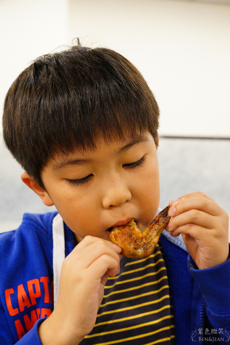 宜蘭縣宜蘭市愛知味自助式吃到飽燒烤店》火烤生蠔牡犡吃到飽，熟食自助吧，海鮮燒肉火鍋無限吃到飽