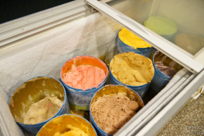 宜蘭縣宜蘭市愛知味自助式吃到飽燒烤店》火烤生蠔牡犡吃到飽，熟食自助吧，海鮮燒肉火鍋無限吃到飽