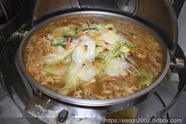 宜蘭火烤三吃 自助式吃到飽推薦 | 愛知味 火鍋、燒烤 自助百匯，食材種類多樣化，讓你吃得眼花撩亂