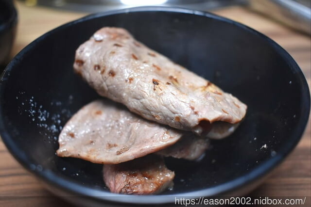 宜蘭火烤三吃 自助式吃到飽推薦 | 愛知味 火鍋、燒烤 自助百匯，食材種類多樣化，讓你吃得眼花撩亂