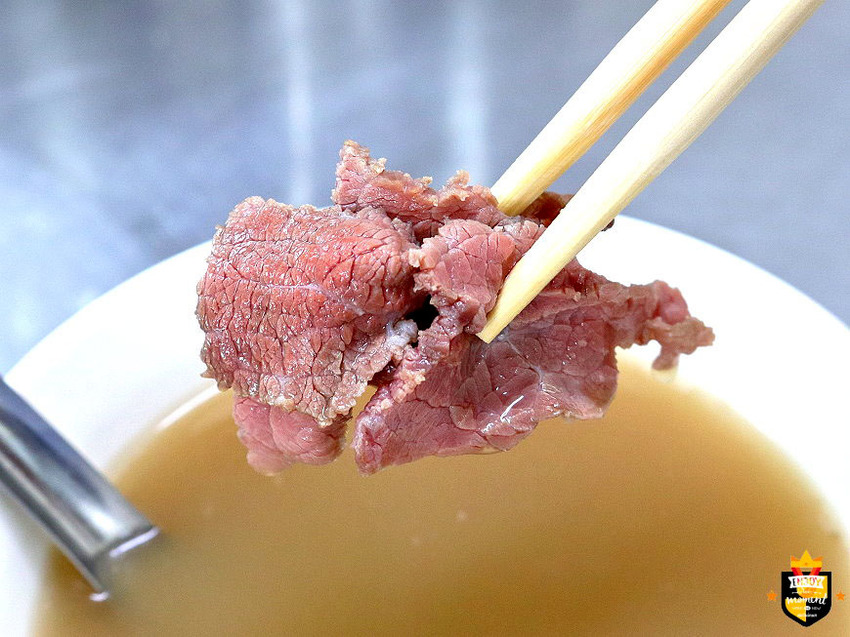 台南牛肉湯／肉燥飯+滷蛋免費供應吃到飽／限量供應晚來吃不到／飄香20多年在地人最愛／超佛心價格CP值爆表