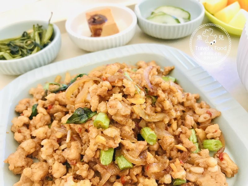 悠食咖啡 yours cafe｜小清新自然風格，不限時中西式早午餐 @魚兒 x 牽手明太子的「視」界旅行