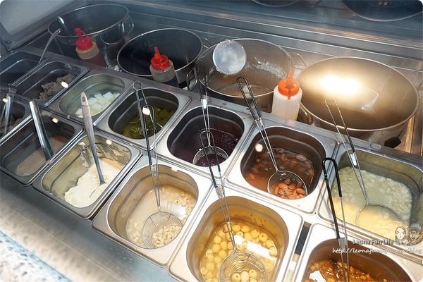 豐原甜品店推薦 甜弄 SUGARALLEY 廟東夜市 文青冰店 芋頭控 必點 蜜芋麻糬冰 熱甜湯 雞絲麵 珍珠奶茶 手作布丁 杏仁茶DSC08301.JPG