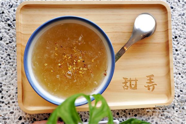 豐原甜品店推薦 甜弄 SUGARALLEY 廟東夜市 文青冰店 芋頭控 必點 蜜芋麻糬冰 熱甜湯 雞絲麵 珍珠奶茶 手作布丁 杏仁茶DSC08359.JPG