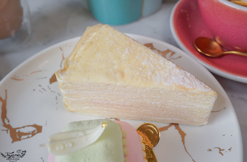台南下午茶,名坂奇夏威夷豆塔 工作室升級為夢幻美平價甜點店!! @緹雅瑪 美食旅遊趣