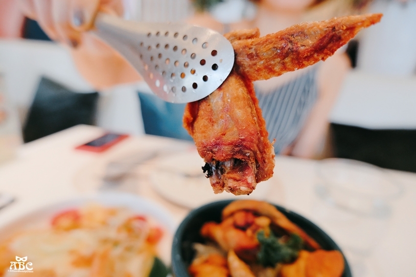 新竹泰式網美餐廳|Lady nara曼谷新泰式料理 新竹SOGO店