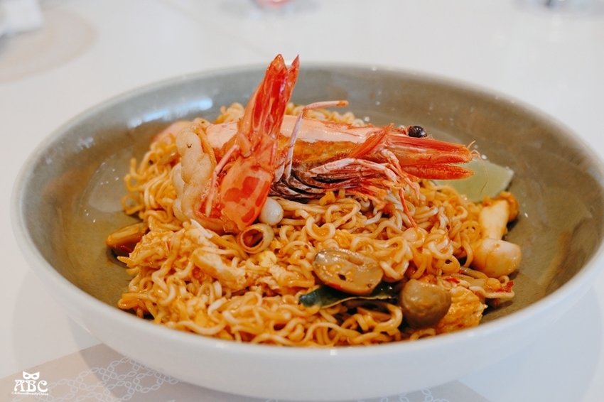 新竹泰式網美餐廳|Lady nara曼谷新泰式料理 新竹SOGO店