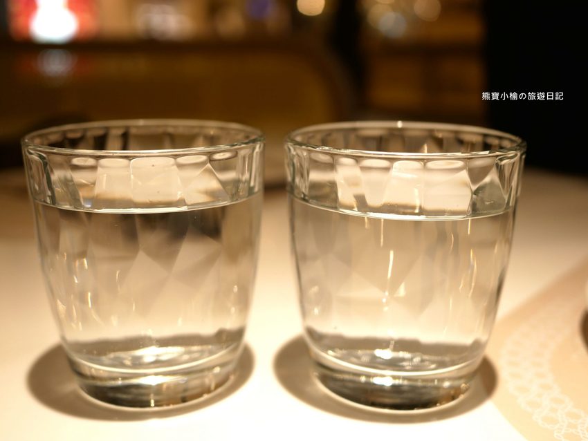 【新竹美食】 Lady nara曼谷新泰式料理新竹SOGO店,推薦必吃貴婦級網美泰式下午茶,抹茶達克瓦茲&泰式烤椰米塔超好吃!還有泰式義大利麵、輕食沙拉、開胃菜、外帶美食。內文附詳細菜單價位介紹。 @熊寶小榆の旅遊日記