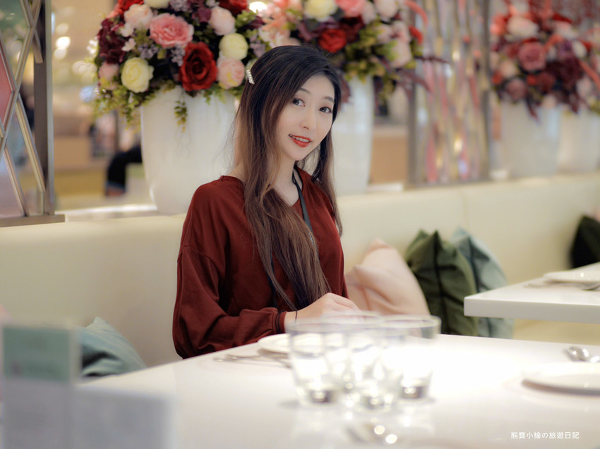 【新竹美食】 Lady nara曼谷新泰式料理新竹SOGO店,推薦必吃貴婦級網美泰式下午茶,抹茶達克瓦茲&泰式烤椰米塔超好吃!還有泰式義大利麵、輕食沙拉、開胃菜、外帶美食。內文附詳細菜單價位介紹。 @熊寶小榆の旅遊日記