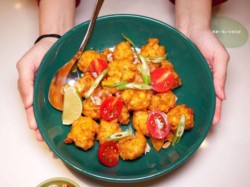 【新竹美食】 Lady nara曼谷新泰式料理新竹SOGO店,推薦必吃貴婦級網美泰式下午茶,抹茶達克瓦茲&泰式烤椰米塔超好吃!還有泰式義大利麵、輕食沙拉、開胃菜、外帶美食。內文附詳細菜單價位介紹。 @熊寶小榆の旅遊日記