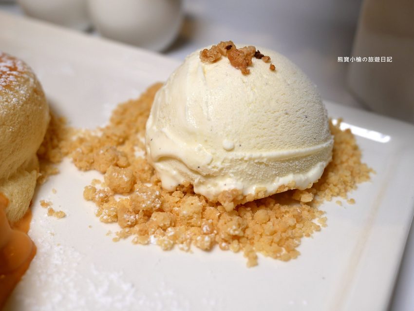 【新竹美食】 Lady nara曼谷新泰式料理新竹SOGO店,推薦必吃貴婦級網美泰式下午茶,抹茶達克瓦茲&泰式烤椰米塔超好吃!還有泰式義大利麵、輕食沙拉、開胃菜、外帶美食。內文附詳細菜單價位介紹。 @熊寶小榆の旅遊日記