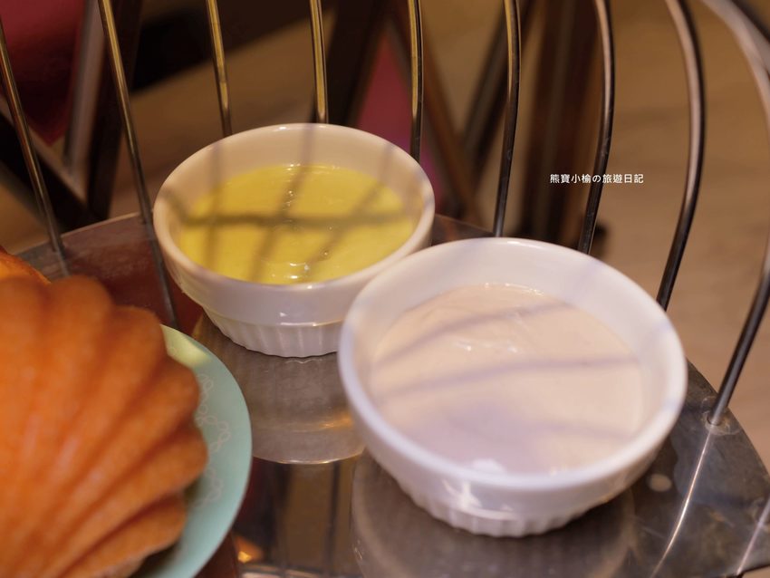 【新竹美食】 Lady nara曼谷新泰式料理新竹SOGO店,推薦必吃貴婦級網美泰式下午茶,抹茶達克瓦茲&泰式烤椰米塔超好吃!還有泰式義大利麵、輕食沙拉、開胃菜、外帶美食。內文附詳細菜單價位介紹。 @熊寶小榆の旅遊日記