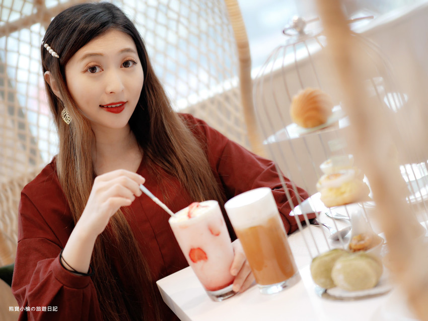 【新竹美食】 Lady nara曼谷新泰式料理新竹SOGO店,推薦必吃貴婦級網美泰式下午茶,抹茶達克瓦茲&泰式烤椰米塔超好吃!還有泰式義大利麵、輕食沙拉、開胃菜、外帶美食。內文附詳細菜單價位介紹。 @熊寶小榆の旅遊日記