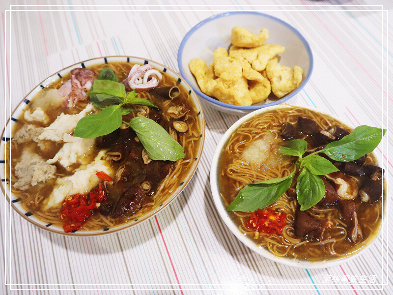 懷舊中卷麵線-桃園龜山/三國鼎立不夠看!加上魚酥晉升四大天王~超浮誇系麵線