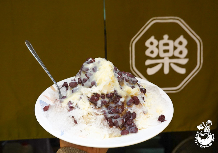 樂群冷凍芋搬家啦！台中第五市場30年冰店，冷凍芋、仙草冰、紅豆牛奶冰 - 金大佛的奪門而出家網誌