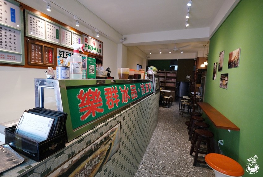 樂群冷凍芋搬家啦！台中第五市場30年冰店，冷凍芋、仙草冰、紅豆牛奶冰 - 金大佛的奪門而出家網誌