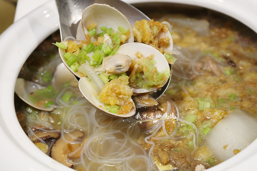 鷹堡,玩鍋子廚房滷味,上海點心麻餅,沙鍋獅子頭,忠孝復興眷村菜,宮廷梨子捲,海鮮古早味米粉湯,古早味紅糟肉,東坡肉,剁椒魚頭,招牌滷肝,砂鍋焗蝦