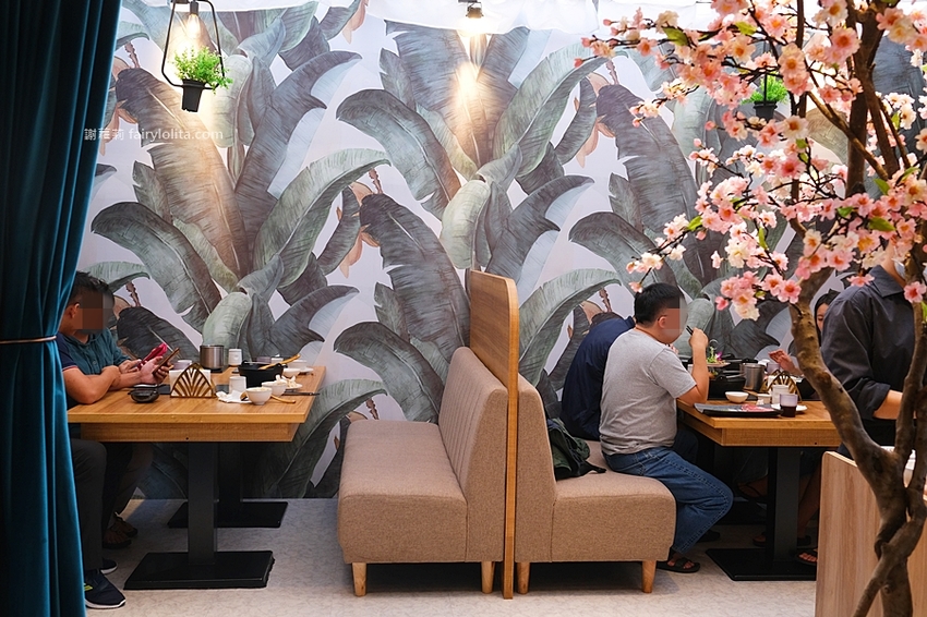 御鼎湯原本鍋物。一個人只要200多！網友激推「林口最美奢華火鍋店」，飲料、冰棒、冰淇淋無限吃到飽！ @蹦啾♥謝蘿莉 La vie heureuse