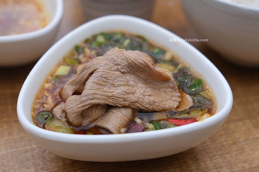 御鼎湯原本鍋物。一個人只要200多！網友激推「林口最美奢華火鍋店」，飲料、冰棒、冰淇淋無限吃到飽！ @蹦啾♥謝蘿莉 La vie heureuse