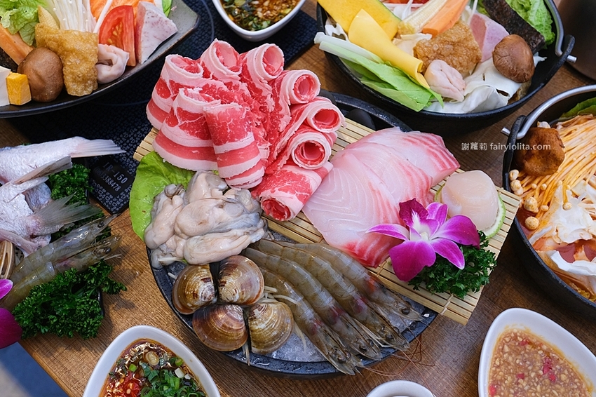 御鼎湯原本鍋物。一個人只要200多！網友激推「林口最美奢華火鍋店」，飲料、冰棒、冰淇淋無限吃到飽！ @蹦啾♥謝蘿莉 La vie heureuse