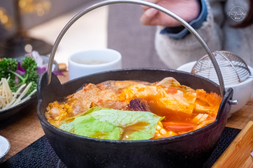 林口火鍋御鼎湯原本鍋物，奢華夢幻公主宮廷風平價的火鍋店！網美打卡景點餐廳 - 微笑娃生活旅行