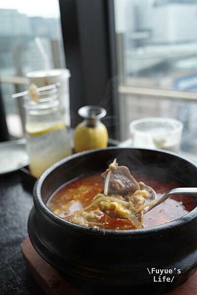 |台北信義‧燒肉| 頂級精緻和牛燒肉.全程專人桌邊代烤服務《