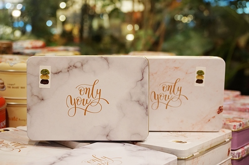 台中伴手禮.大甲伴手禮.愛威鐵盒餅乾.鐵盒餅乾.曲奇餅乾.台中曲奇餅.曲奇餅.愛威曲奇餅.板橋大遠百.