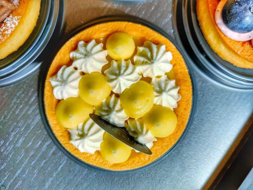 桃園中壢美食-局外人 Outsiders 甜點/塔類專賣-小攤車甜點轉戰店面,一週只賣三天而已哦 @民宿女王芽月-美食.旅遊.全台趴趴走