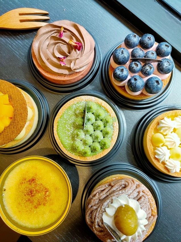 桃園中壢美食-局外人 Outsiders 甜點/塔類專賣-小攤車甜點轉戰店面,一週只賣三天而已哦 @民宿女王芽月-美食.旅遊.全台趴趴走