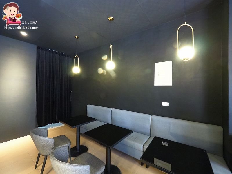 桃園中壢美食-局外人 Outsiders 甜點/塔類專賣-小攤車甜點轉戰店面,一週只賣三天而已哦 @民宿女王芽月-美食.旅遊.全台趴趴走