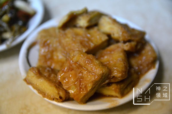 DSC_0142.JPG DSC_0142.JPG