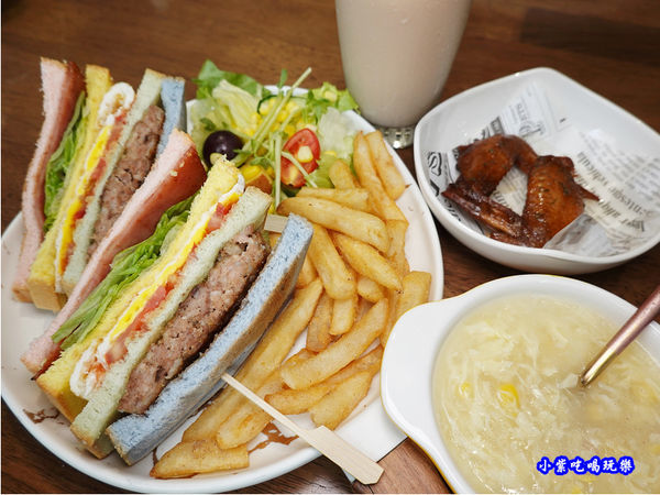 fun膽吃一口彩虹套餐-fun晴輕食餐廳  (1).jpg