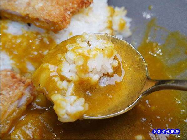 日式炸豬排咖哩飯-fun晴輕食餐廳 (2).jpg