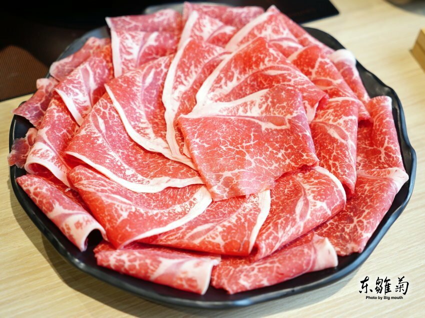 【台北火鍋】東雛菊風味鍋物.特色湯頭+優質肉品,好拍又好吃! - SayDigi | 點子生活